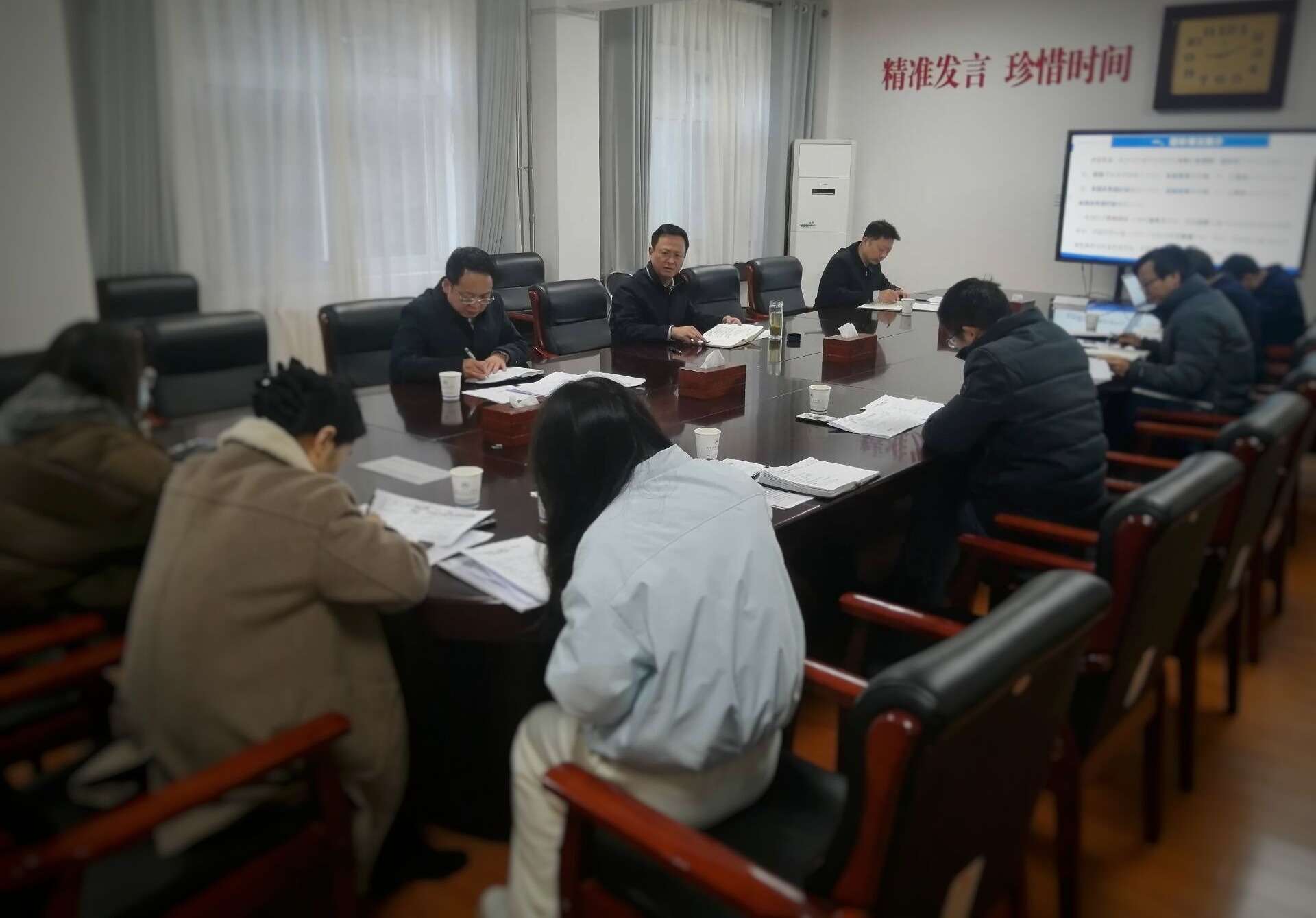 我校召开落实“立德树人”工作推进会-湖北汽车工业学院