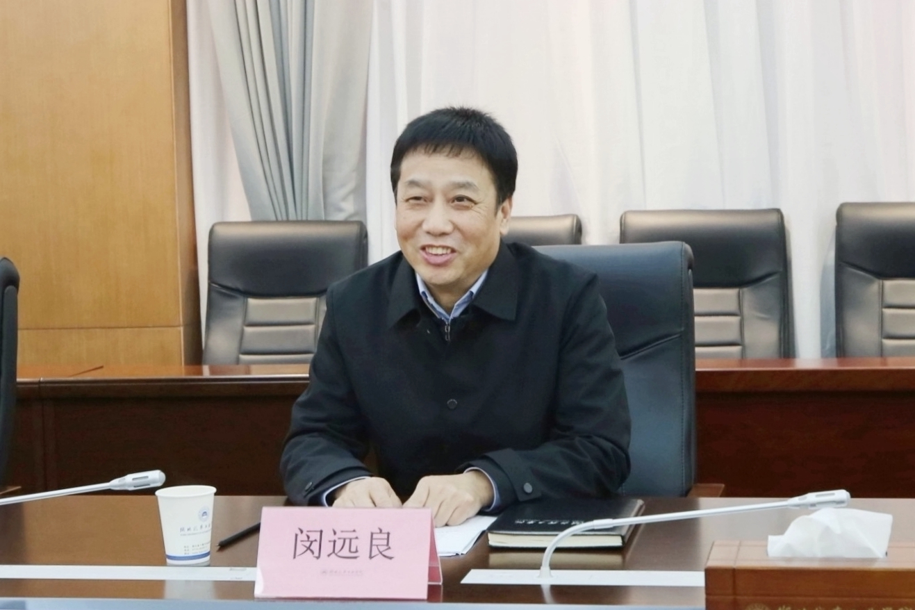 湖北理工学院纪委书记闵远良一行来校调研交流